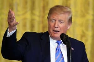 بغدادي: وعود ترامب بخفض الضرائب قد تهدد الاقتصاد الأمريكي