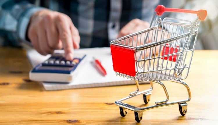 بريطانيا تُغلق 50 متجرًا يوميًا خلال 2022