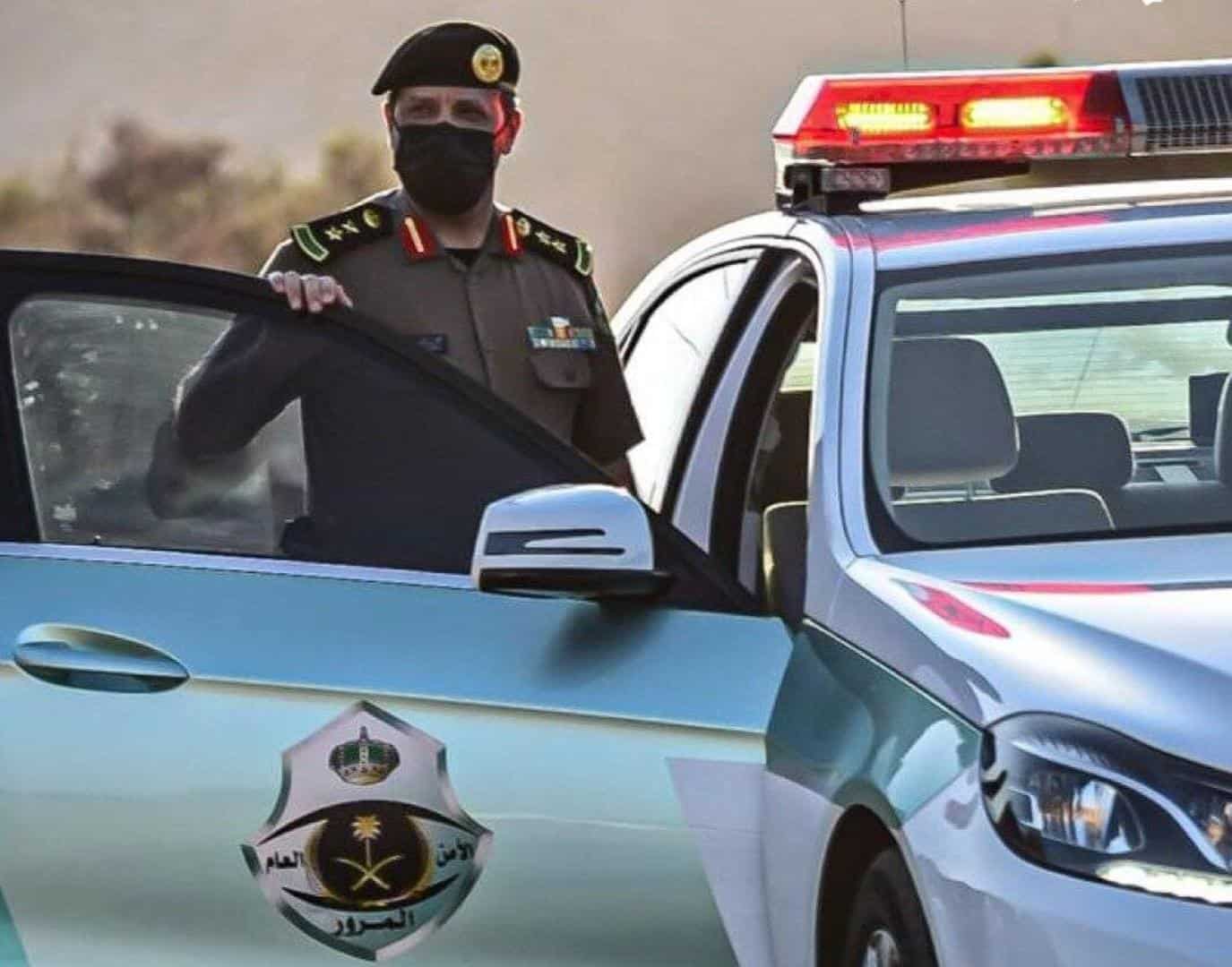 «المرور» تحدد خطوات نقل اللوحات إلكترونيًا عبر منصة «أبشر»