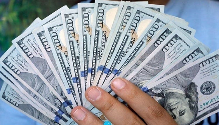 رحلة المليون دولار.. كم سنة من العمل تحتاج لتنضم لنادي المليونيرات