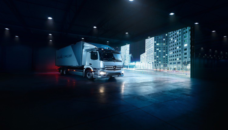شاحنات eActros