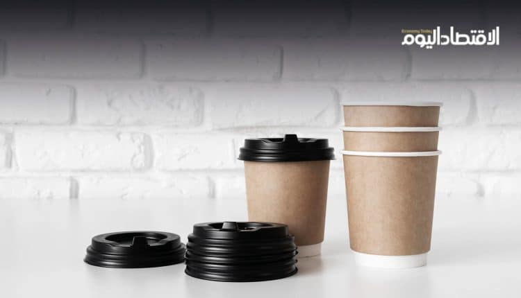 أكواب ورقية للمشروبات الساخنة