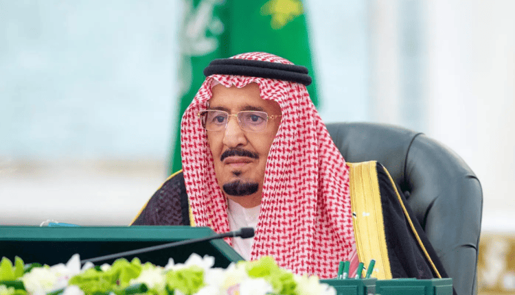 خادم الحرمين الشريفين يترأس اجتماع مجلس الوزراء