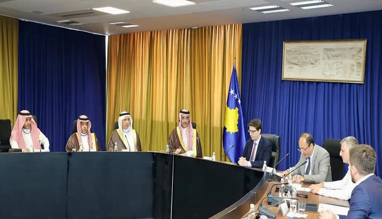 الصندوق يوقع اتفاقية في كوسوفو