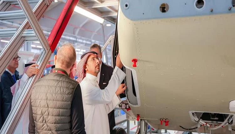وزير الصناعة السعودي يبحث توطين صناعة الهليكوبتر مع شركة ليوناردو الإيطالية