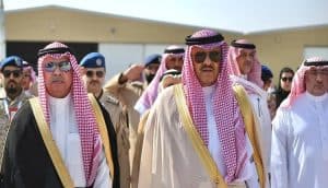 انطلقت اليوم الأربعاء، فعاليات المعرض السعودي للطيران العام ساند أند فن 2024، في مطار الثمامة بالرياض.كما جاء ذلك بحضور الأمير سلطان بن سلمان بن عبدالعزيز المستشار الخاص لخادم الحرمين الشريفين، مؤسس ورئيس مجلس إدارة نادي الطيران السعودي، و رئيس هيئة الطيران المدني عبدالعزيز بن عبدالله الدعيلج وعدد من المسؤولين والسفراء والمهتمين بصناعة الطيران في المنطقة والعالم. في حين ويتزامن المعرض مع استضافة المملكة للاجتماع العام للمؤتمر الدولي للرياضات الجوية FAI الذي يجمع مندوبين من 90 دولة، وأكثر من 160 مشاركًا في ثلاثة أيام من المناقشات المحورية حول مستقبل قطاع الطيران العام. كما شهدت فعاليات اليوم عروضًا جوية لفريق الصقور السعودية، وفرق عالمية أخرى. كذلك افتتاح المعرض المصاحب عن تقنيات وبرامج الطيران، وعقد جلسات حوارية، وورش عمل متخصصة. علاوة على ذلك أبرم نادي الطيران السعودي وشركة رد سي للطيران مذكرة تفاهم، تُقدم وفق بنودها الشركة الخدمات الأرضية بشكل حصري بمطارات نادي الطيران السعودي. كذلك يذكر أن المعرض السعودي للطيران في نسخة هذا العام يتضمن عرض "سكاي فنتشرز" الجوي بمشاركة أكثر من 15 فريقًا دوليًا من المتخصصين في تقديم العروض الجوية. علاوة على فريق الصقور السعودية، وفريق Phoenix Paramotors Display Team من بولندا، كما يستقبل معرض الطائرات "ستاتيك ديسبلاي" الزائرين للتعريف بمجموعة حديثة من الطائرات العسكرية والمدنية. انطلاق فعاليات المعرض السعودي للطيران العام في الرياض