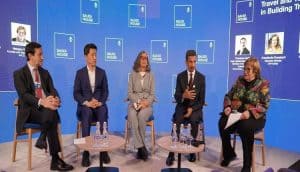 الخطيب يؤكّد التزام المملكة بتحقيق الاستدامة بقطاع السياحة خلال جلسات منتدى دافوس