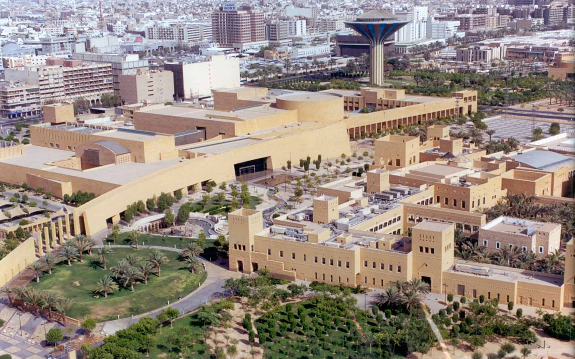 الأرشيف الرقمي الجديد بدارة الملك عبدالعزيز 1448 هـ.. اعرف أهدافه