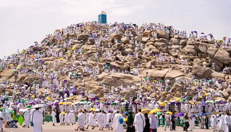 يوم عرفة- مصعد عرفات.. ركن الحج الأعظم