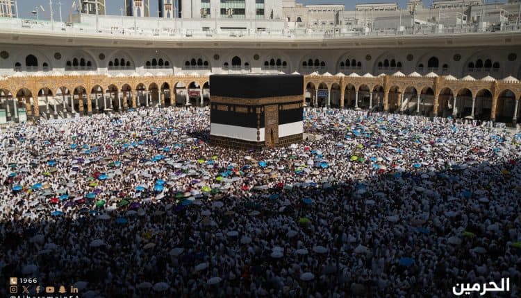 حجاج ذوي الشهداء- المسجد الحرام
