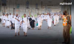 توافد الحجاج إلى مشعر منى