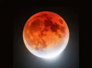 الخسوف الكلي للقمر