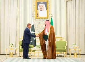 ولي العهد رئيس مجلس الوزراء ورئيس وزراء باكستان شهباز شريف