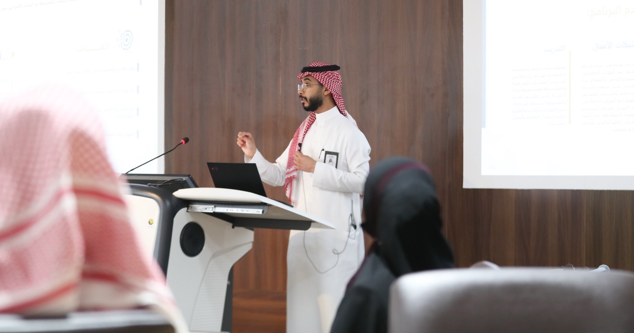 تفاصيل لقاء جامعة طيبة ومنشآت لتمكين رواد الأعمال وأصحاب المشاريع