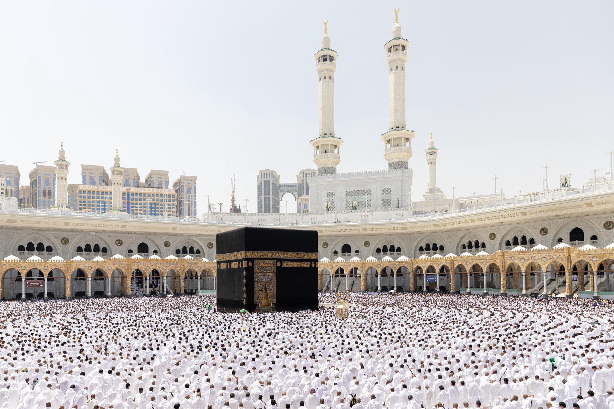 وزارة الصحة لضيوف الرحمن: كيف تحجز لقاحات الحج لرحلة آمنة؟