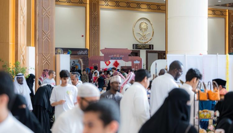 مهرجان تراث الشعوب