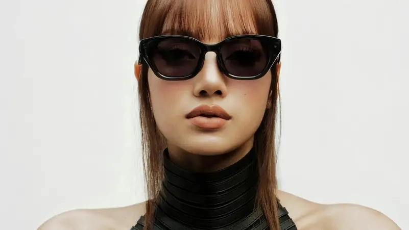 ميتا تطلق نظارات ذكية بتصميم نجمة K-Pop ليزا
